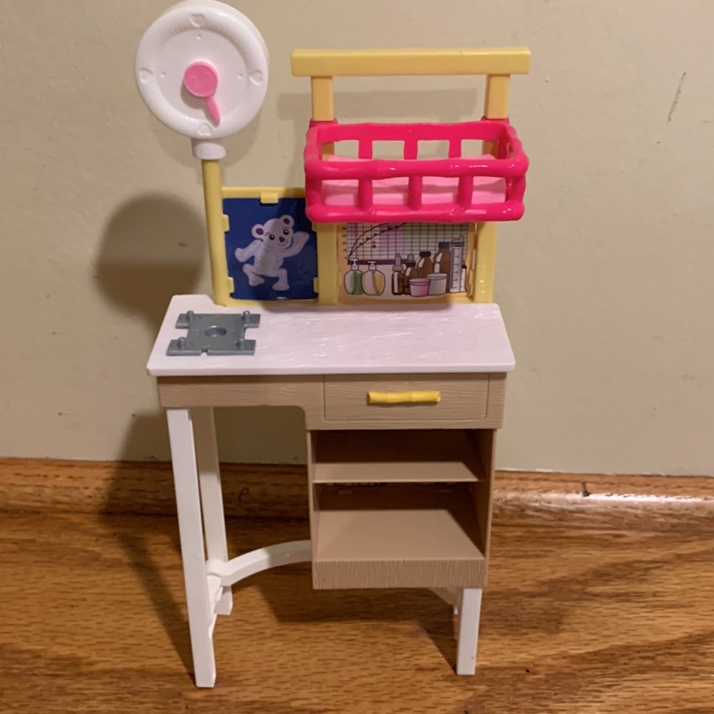 Changing Tables armoire